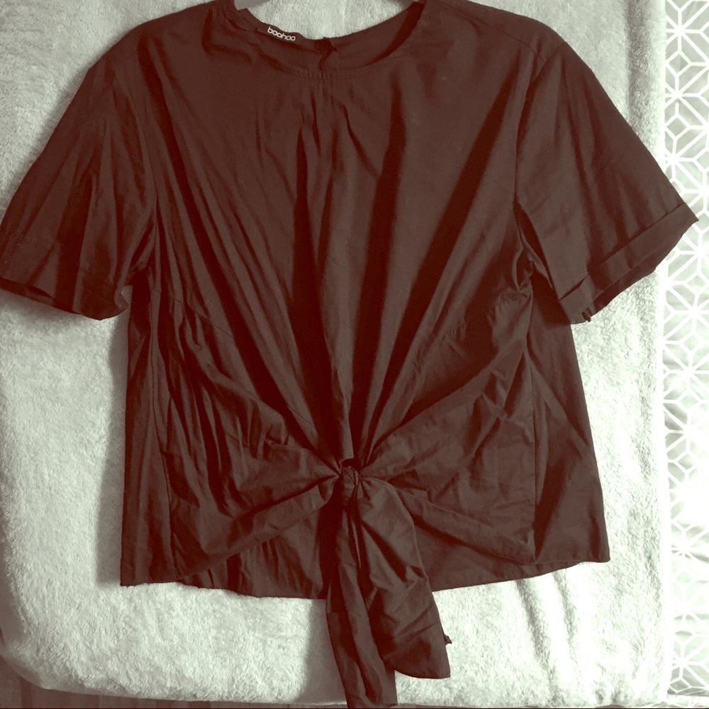Boohoo boxy black cotton tie-front top